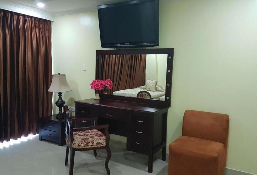 חדר דלוקס, Sol Del Este