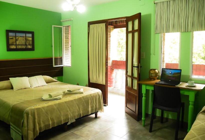 غرفة قياسية ثلاثية, Casa Calma