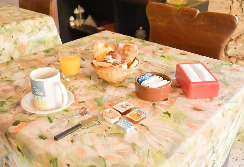 غرفة قياسية رباعية, Casa Calma