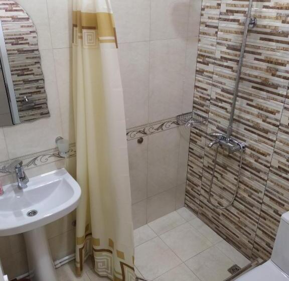 اتاق لوکس, Guest House Nataly