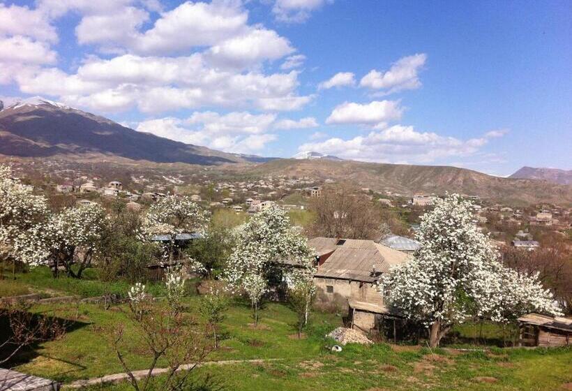 اتاق استاندارد با چشم‌انداز, Guest House Nataly