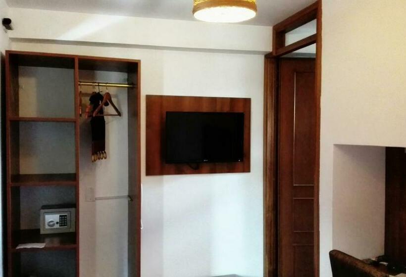 חדר סטנדרט יחיד, La Aurora