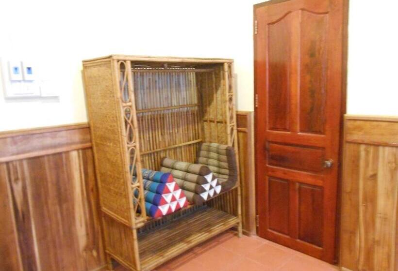 غرفة عائلية, Zuela Guesthouse