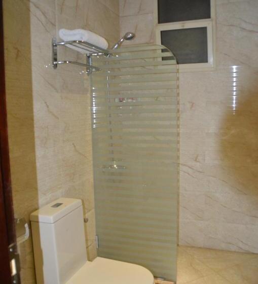 شقة 3 غرف, ليالي الين للشقق المخدومة