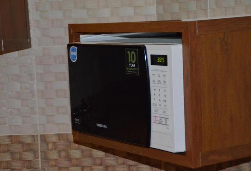 شقة 3 غرف, ليالي الين للشقق المخدومة