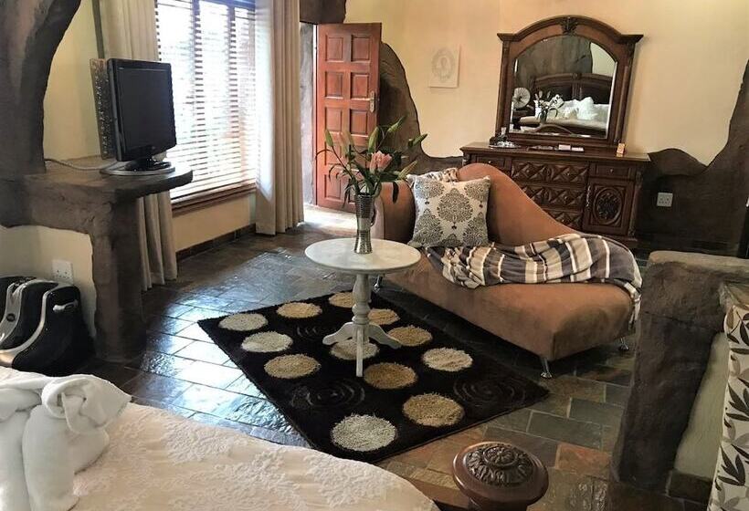 Люкс Повышенной Комфортности, 61 On Ireland Guest House