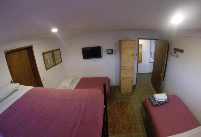 اتاق خانوادگی, Hostal De La 57