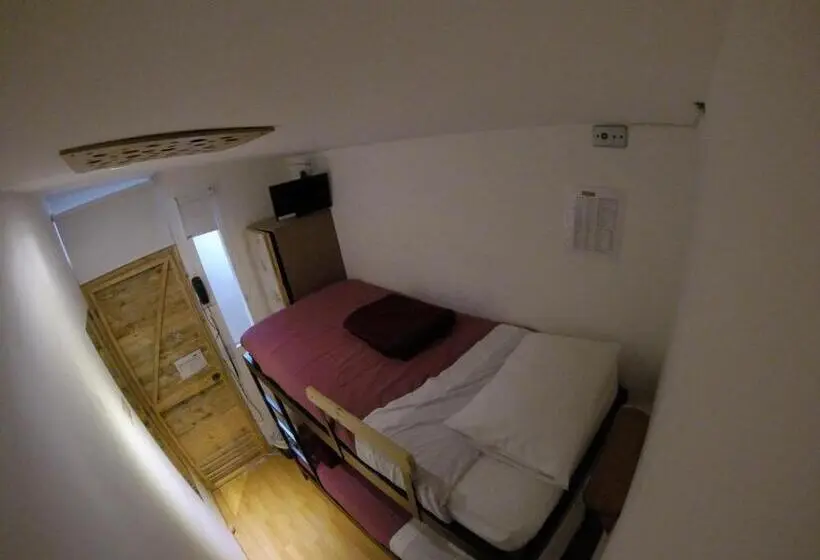 Standard-huone Jaettu Kylpyhuone, Hostal De La 57