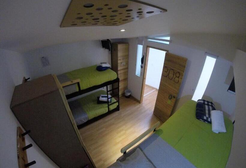 تختخواب در اتاق مشترک, Hostal De La 57