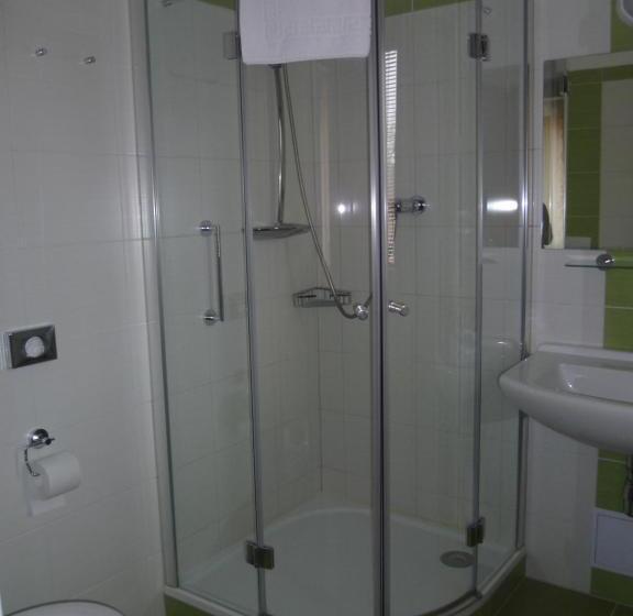 Standardzimmer, Hostinec U Hubálků