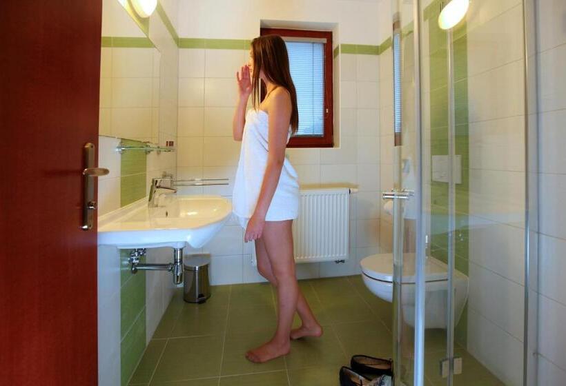 Standardzimmer, Hostinec U Hubálků