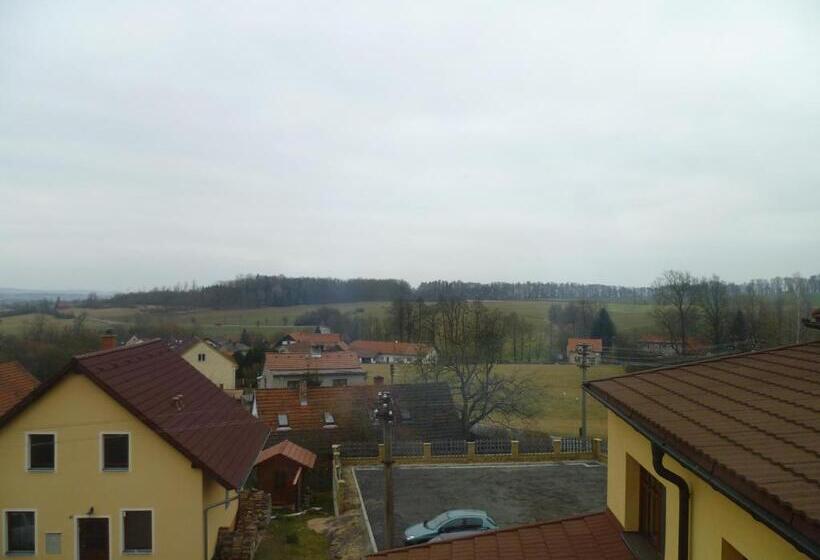 Familien Suite, Hostinec U Hubálků