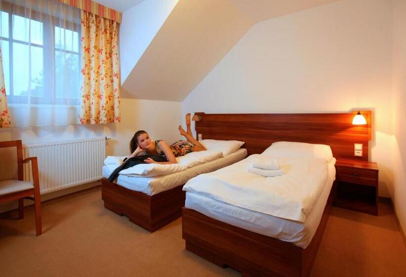 Familien Suite, Hostinec U Hubálků