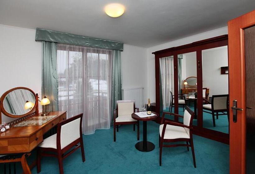 Suite, Hostinec U Hubálků