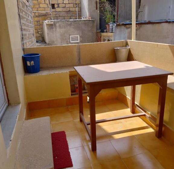 اتاق لوکس, Mirage