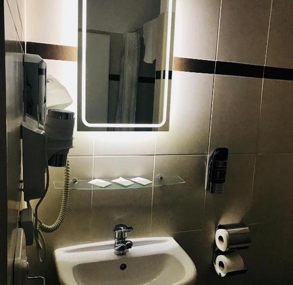 غرفة قياسية, Penzión U Srnčíka