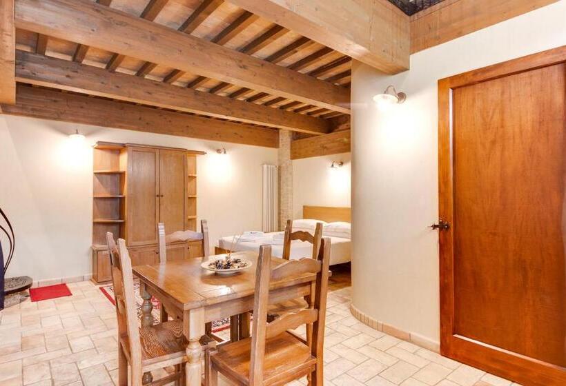 سوییت دوبلکس, Agriturismo Le Bosche