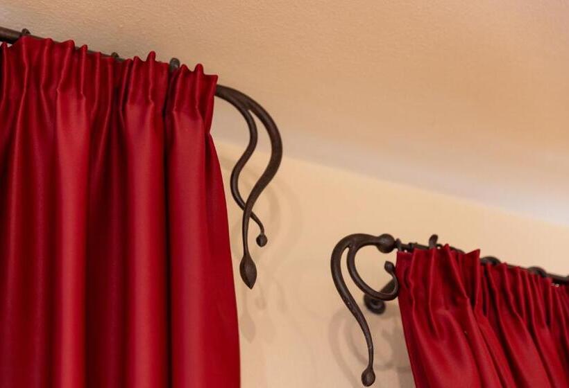 اتاق استاندارد چهار تخته, Agriturismo Le Bosche