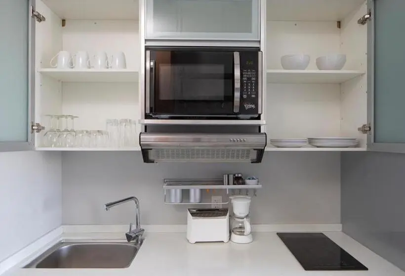 オーシャンビュースイート, Micro Boutique Living Wolfville