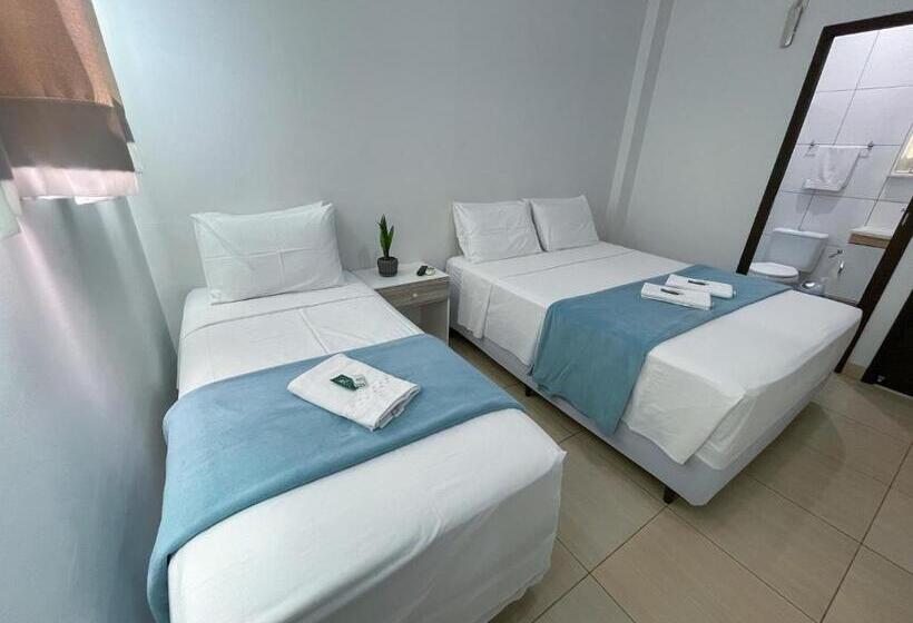 غرفة قياسية ثلاثية, Dallas   Penha Sc