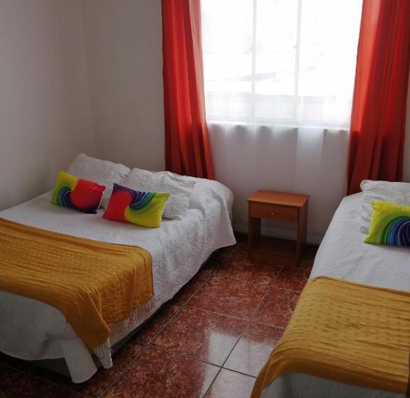 חדר סטנדרט לשלושה, Hostal Vicmar