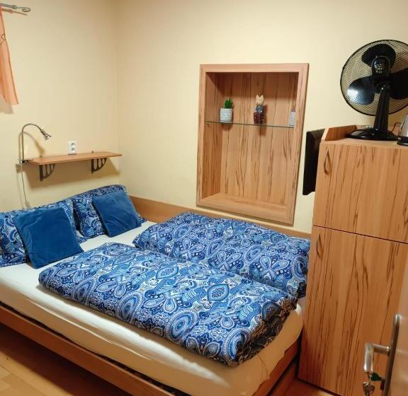 Quarto Basic, Msprivat