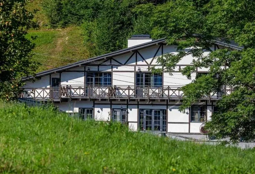 スタンダードトリプルルーム, Private House Scherbovets