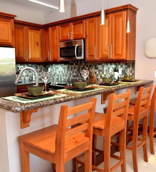 آپارتمان 2 خوابه, The Villas At Cocoplum