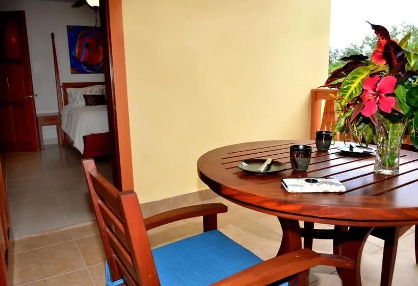 3ベッドルームアパートメント, The Villas At Cocoplum
