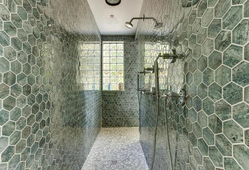 דירת 3 חדרים נוף לים, The Villas At Cocoplum