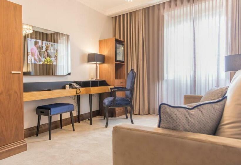 سوییت خانوادگی, Casual Belle Epoque Lisboa