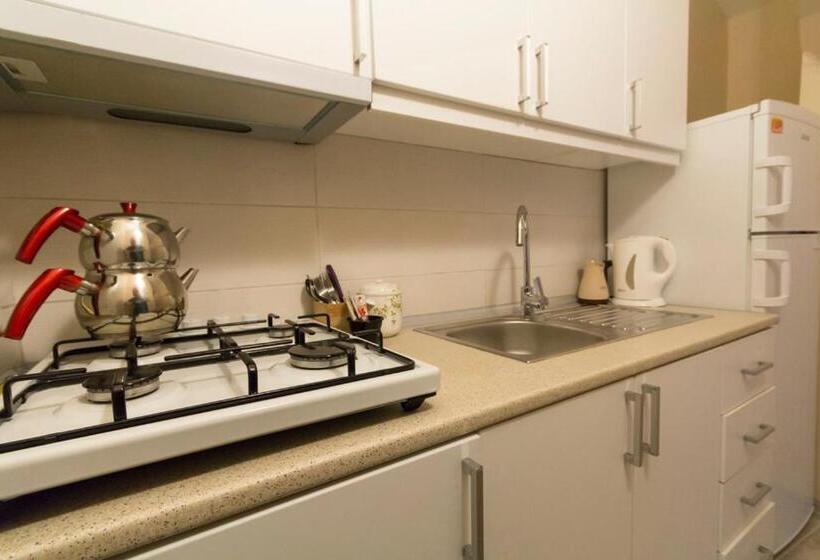 带1个卧室带泳池的公寓, Büyükada Apart Hotel   Karadağ Apart