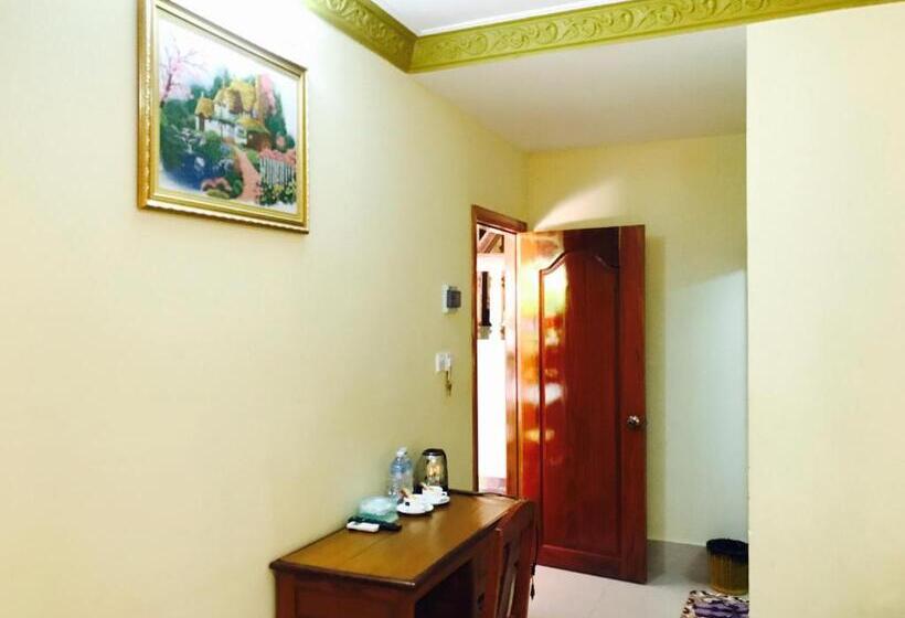 غرفة قياسية ثلاثية, Apsara Guest House Kampot City