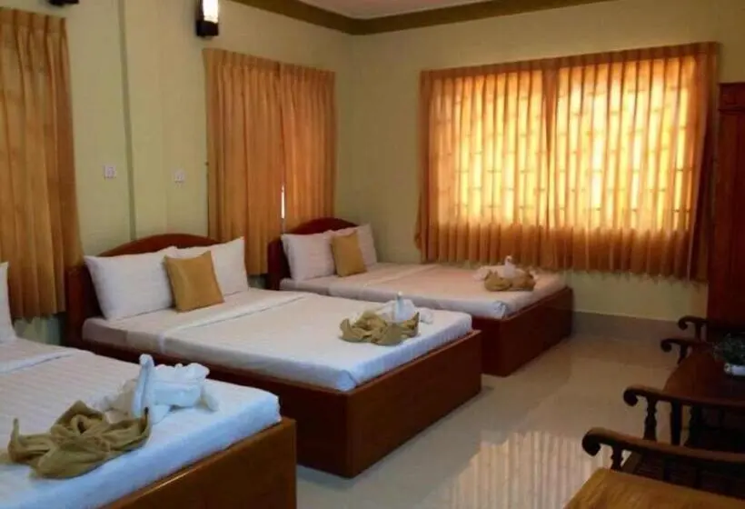 اتاق استاندارد سه نفره, Apsara Guest House Kampot City