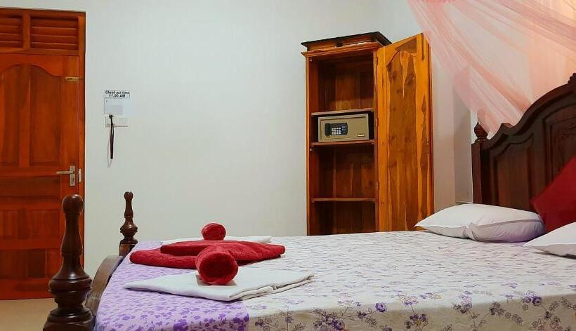 발코니 디럭스 룸, Dream Palace Family Guest House Mirissa
