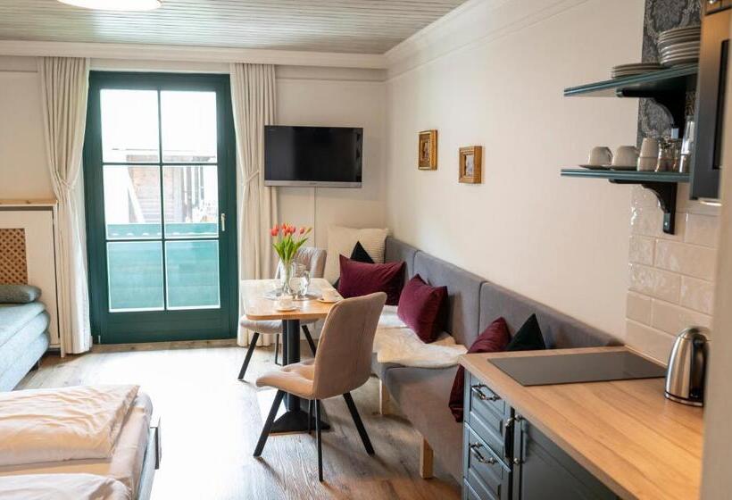 Семейное Студио, Garni Keil