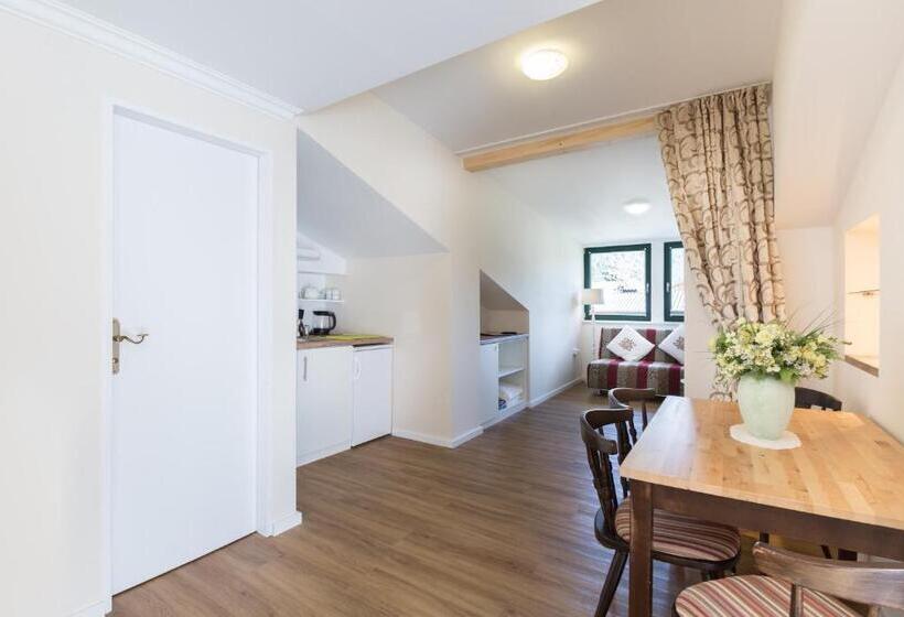 Апартаменты 1 Спальня, Garni Keil