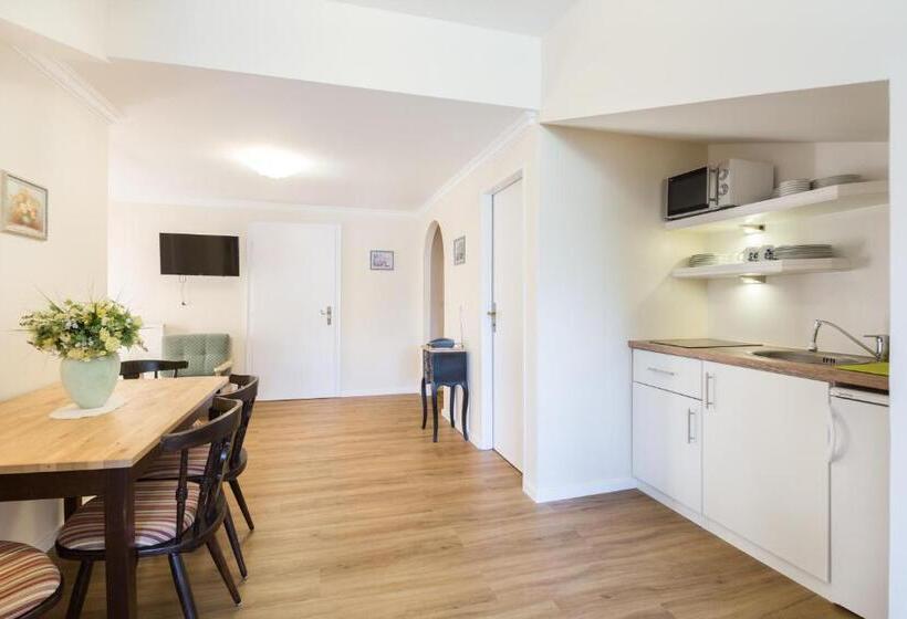 Апартаменты 1 Спальня, Garni Keil