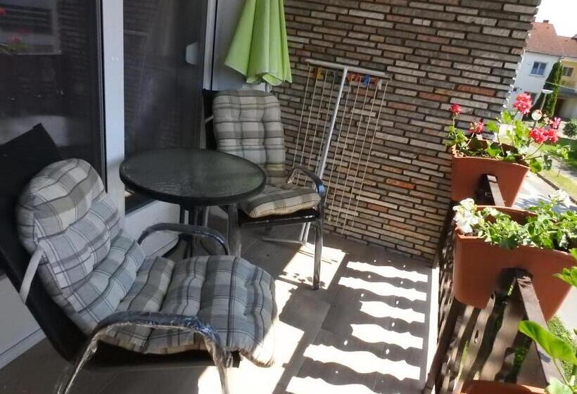 デラックスルーム, Haus Gizella