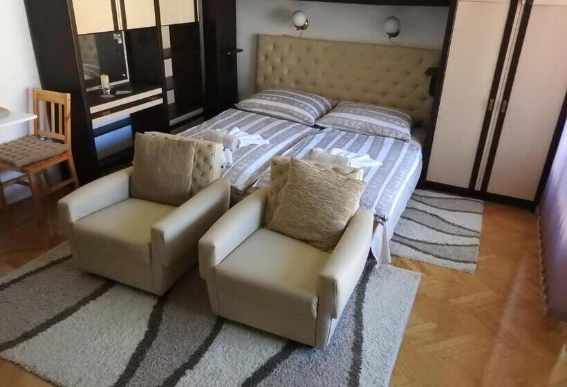 Номер Deluxe, Haus Gizella