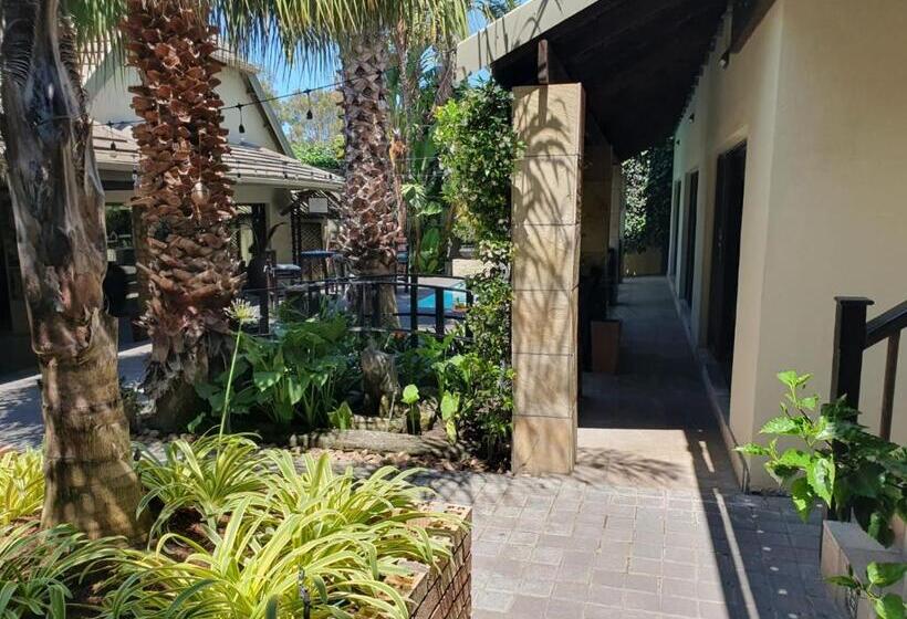 Номер Стандарт с Балконом, Onse Khaya Lodging And Conferencing