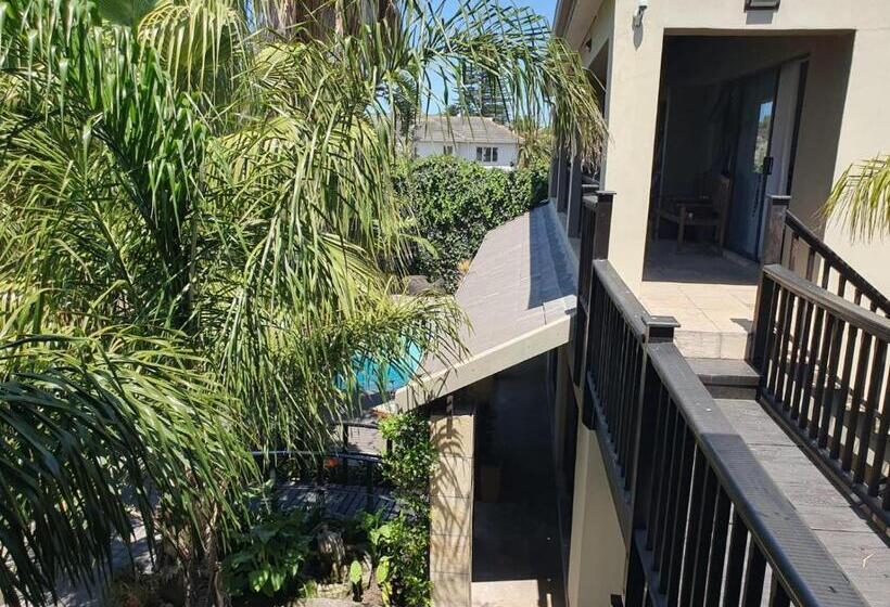 Номер Стандарт с Балконом, Onse Khaya Lodging And Conferencing