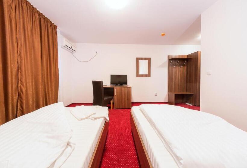 Номер Стандарт, Pensiunea Select