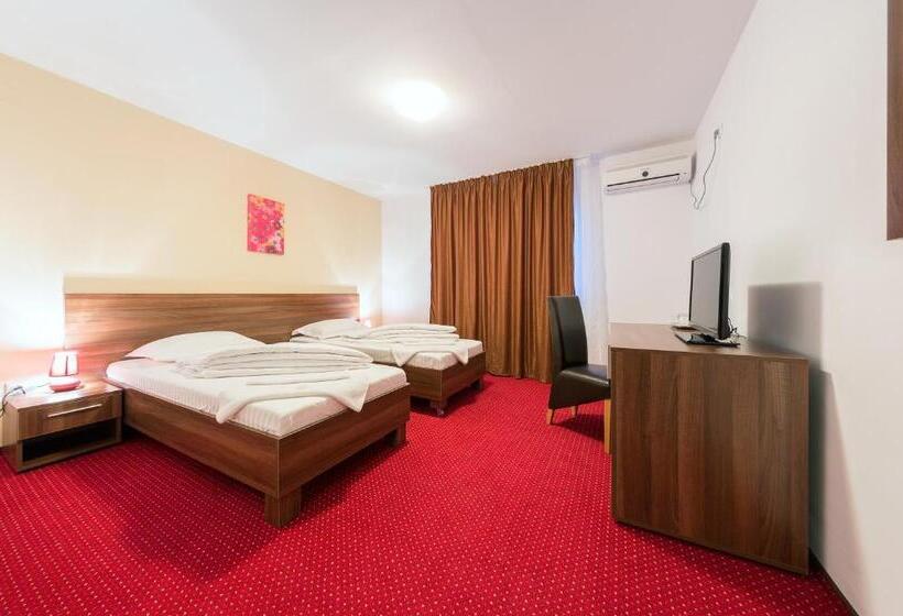 Номер Стандарт, Pensiunea Select