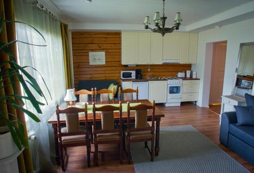 １ベッドルームアパートメント, Salpalinjan Hovi