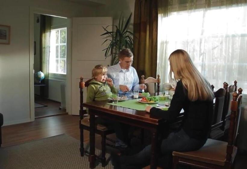 １ベッドルームアパートメント, Salpalinjan Hovi