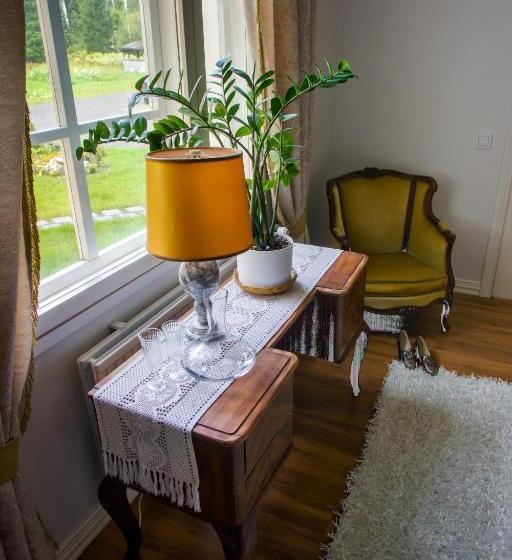 １ベッドルームのデラックスアパートメント, Salpalinjan Hovi