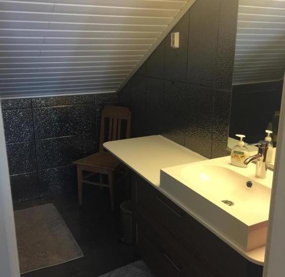 شقة غرفتين نوم مزودة بشُرفة, Asuntohotelli Kaivo