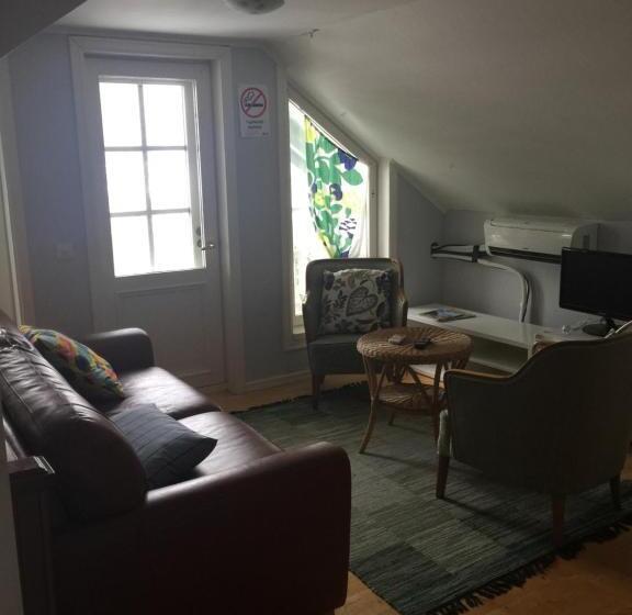 شقة غرفتين نوم مزودة بشُرفة, Asuntohotelli Kaivo