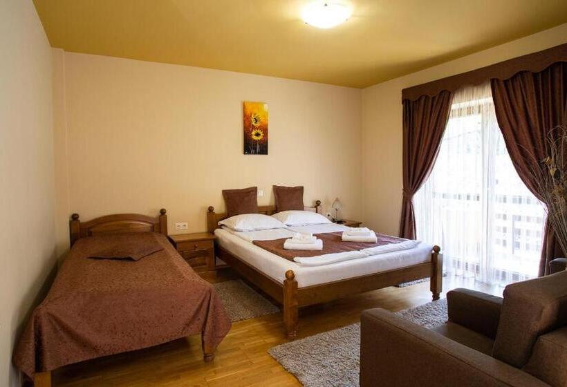 Family Room, Pensiunea Heveder